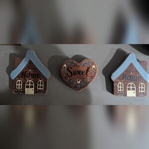 Heart-Shaped Wooden Wall Sign "Sweet" in Brown and Blue